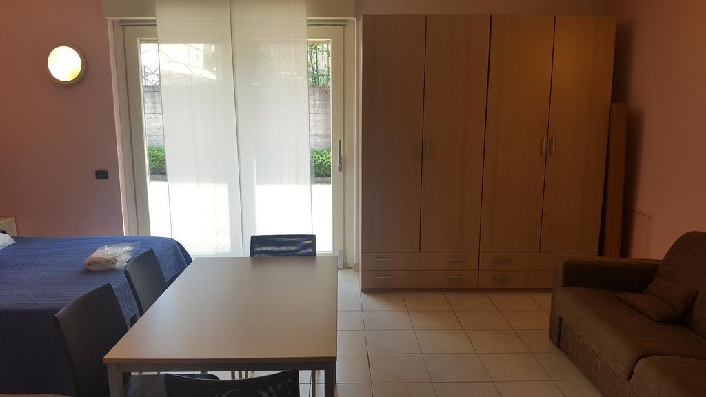 Residenza Villa Regina Μόνζα Εξωτερικό φωτογραφία