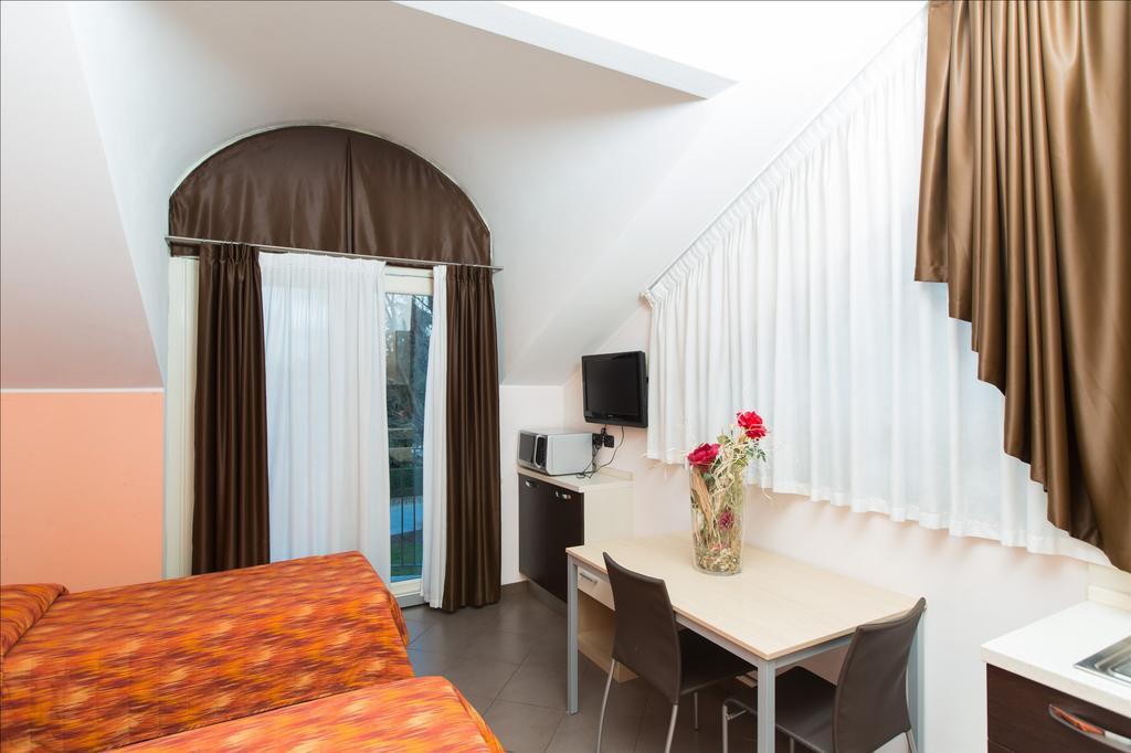 Residenza Villa Regina Μόνζα Εξωτερικό φωτογραφία