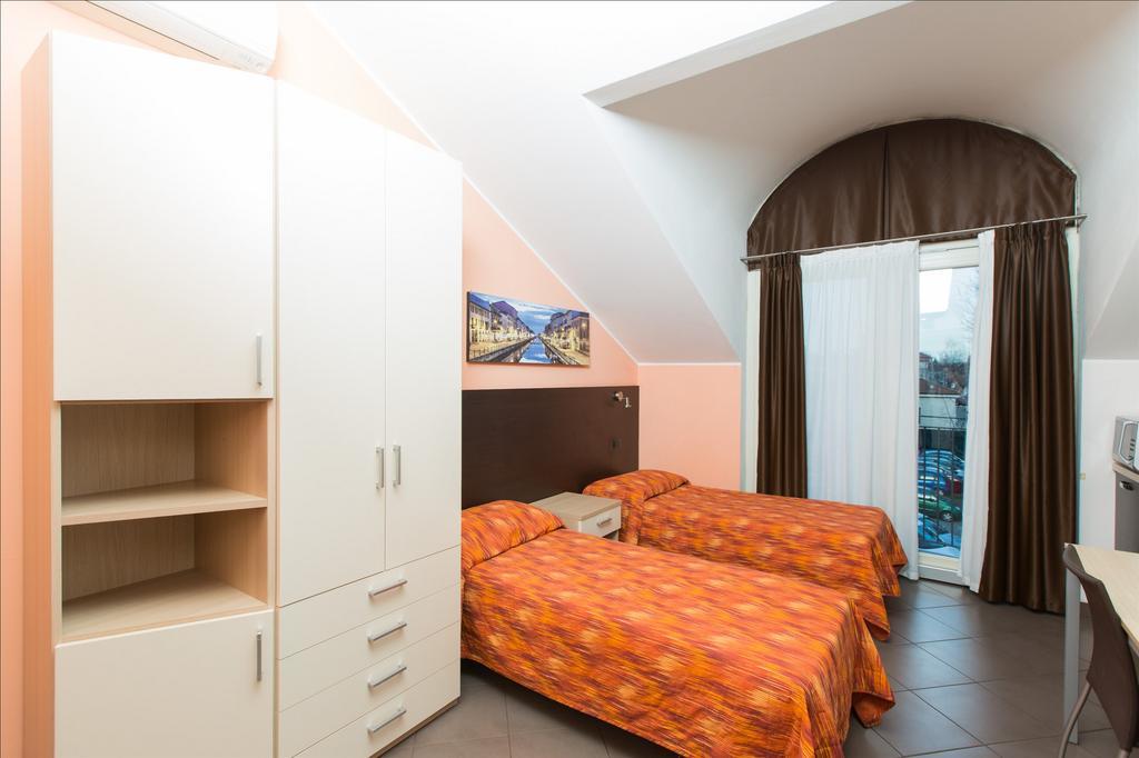 Residenza Villa Regina Μόνζα Εξωτερικό φωτογραφία