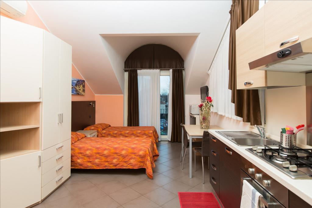 Residenza Villa Regina Μόνζα Εξωτερικό φωτογραφία